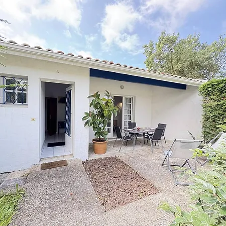 Maison De Plain-pied Avec Wi-fi, Proche - Fr-1-831-10 *