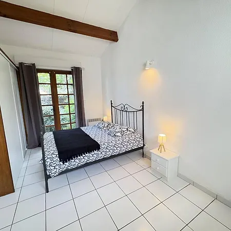 Maison De Plain-pied Avec Wi-fi, Proche - Fr-1-831-10