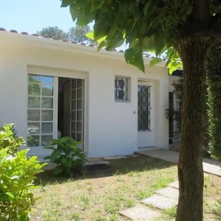Holiday home Maison De Plain-pied Avec Wi-fi, Proche - Fr-1-831-10 Biscarrosse