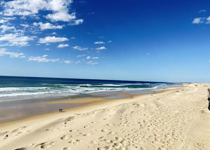 Maison De Plain-pied Avec Wi-fi, Proche - Fr-1-831-10 *