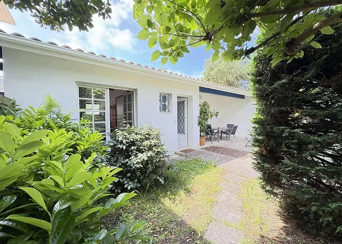Vakantiehuis Maison De Plain-pied Avec Wi-fi, Proche - Fr-1-831-10 Biscarrosse